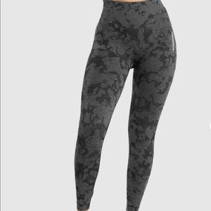 Gymshark ADAPT CAMO SEAMLESS LEGGINGS